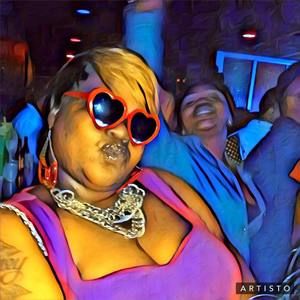 Meet your Posher, Sherry